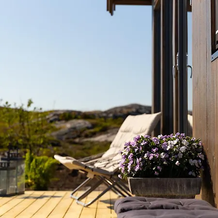The Magic View Of Lofoten - Nature & Sea Chalet