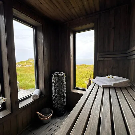 The Magic View Of Lofoten - Nature & Sea Chalet Sørvågen