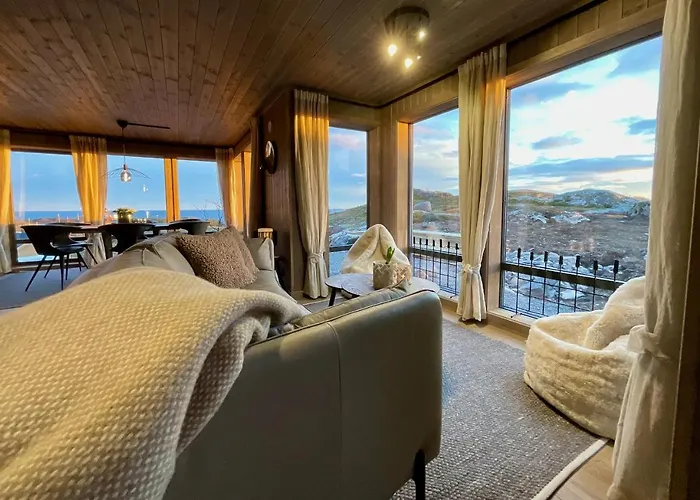 The Magic View Of Lofoten - Nature & Sea Chalet *